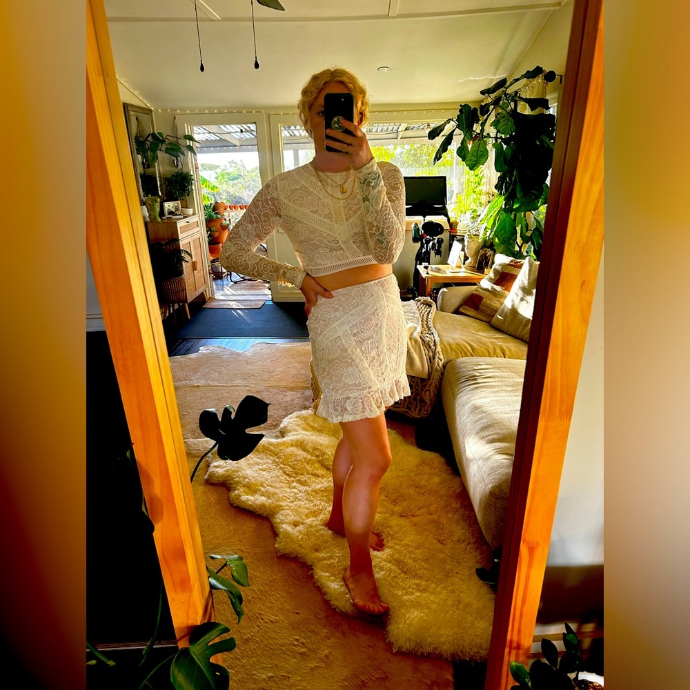 2 Piece Lace Long Sleeve Outfit